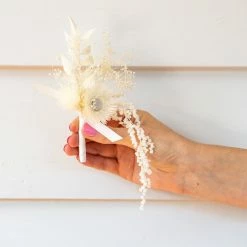 Ohitsperfect Classic White Boutonnière