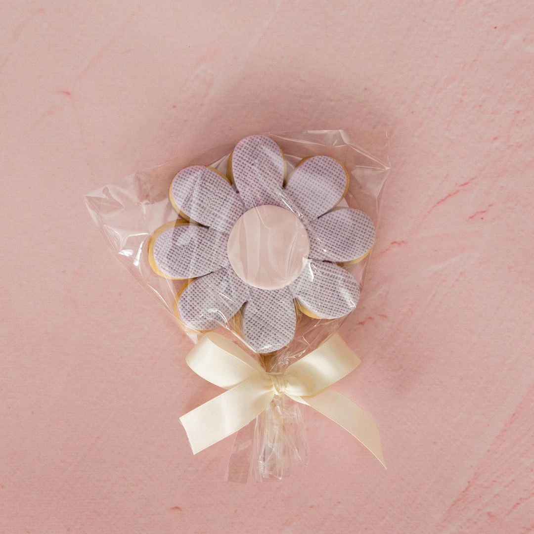Ohitsperfect Kids Birthday Daisy Cookie Pops - Lilac 5 Ohitsperfect Kids Birthday Daisy Cookie Pops - Lilac