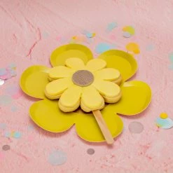 Ohitsperfect Daisy Cookie Pops - Yellow Kids Birthday