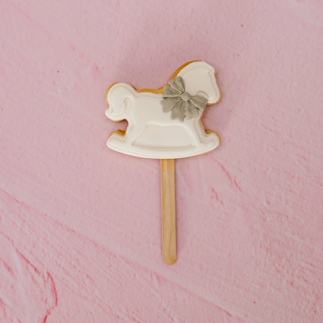 Ohitsperfect Baby Shower Baby Rocking Horse Cookie Pops 6 Ohitsperfect Baby Shower Baby Rocking Horse Cookie Pops
