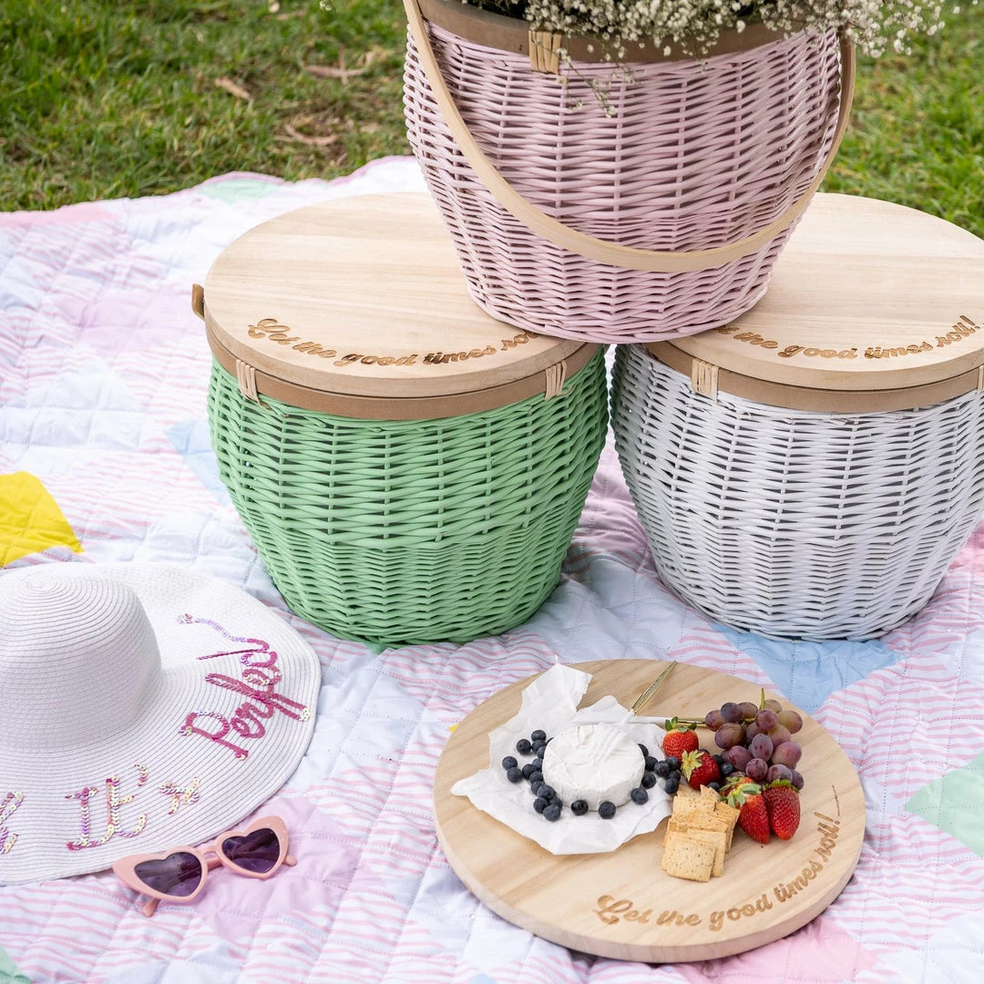 Ohitsperfect Garden/High Tea Coloured Wicker Insulated Picnic Basket 3 Ohitsperfect Garden/High Tea Coloured Wicker Insulated Picnic Basket