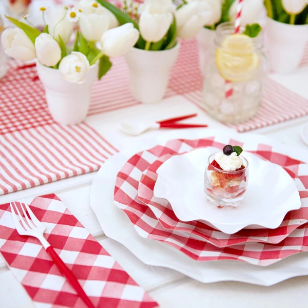 Ohitsperfect Red Gingham Wavy Salad Paper Plate Kids Birthday 4 Ohitsperfect Red Gingham Wavy Salad Paper Plate Kids Birthday