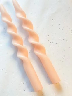 Ohitsperfect Twist Candle - Pale Peach 38cm