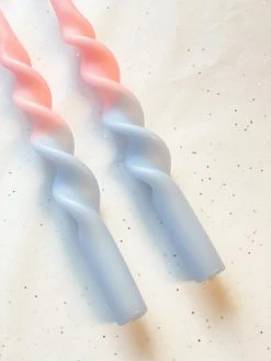 Ohitsperfect Blue Twist Duo Toned Candle - Fairy Floss 28cm