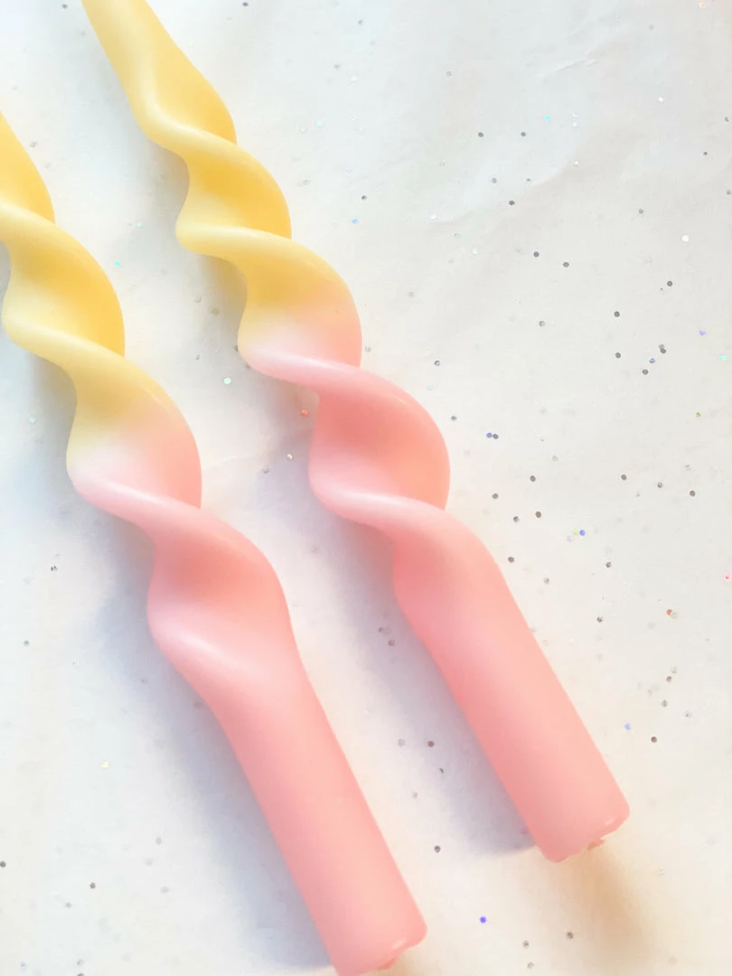 Ohitsperfect Bridal Shower & Hens Twist Duo Toned Candle - Pink Lemonade 28cm 4 Ohitsperfect Bridal Shower & Hens Twist Duo Toned Candle - Pink Lemonade 28cm