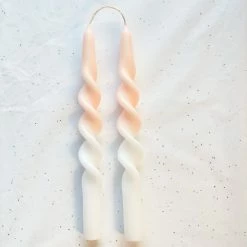 Ohitsperfect Twist Duo Toned Candle - Vanilla Custard 28cm