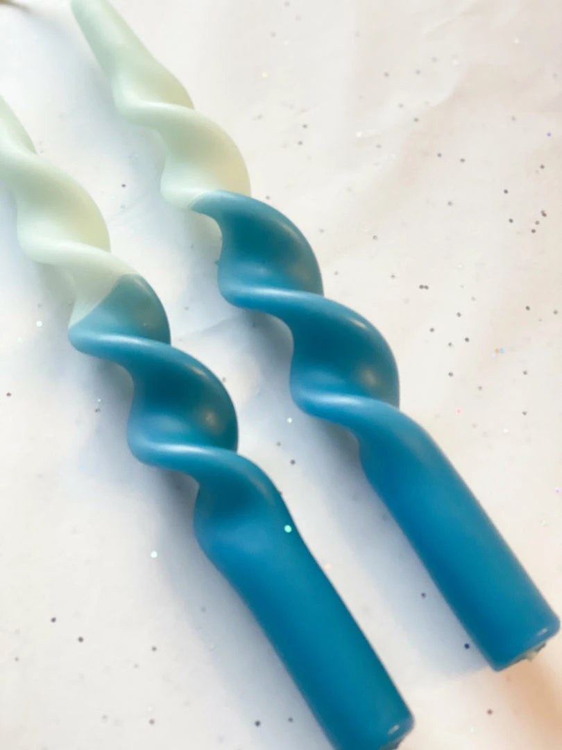 Ohitsperfect Twist Duo Toned Candle - Peppermint Turquoise 28cm 4 Ohitsperfect Twist Duo Toned Candle - Peppermint Turquoise 28cm