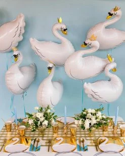 Ohitsperfect Giant Swan Balloon