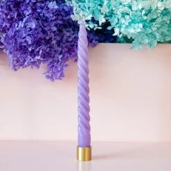 Ohitsperfect Glossy Swirl Candle