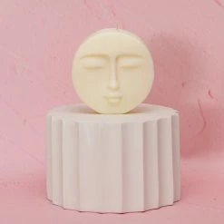 Ohitsperfect Moon Face Candle