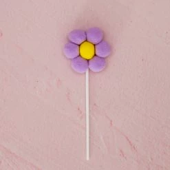 Ohitsperfect Pom Pom Daisy Topper
