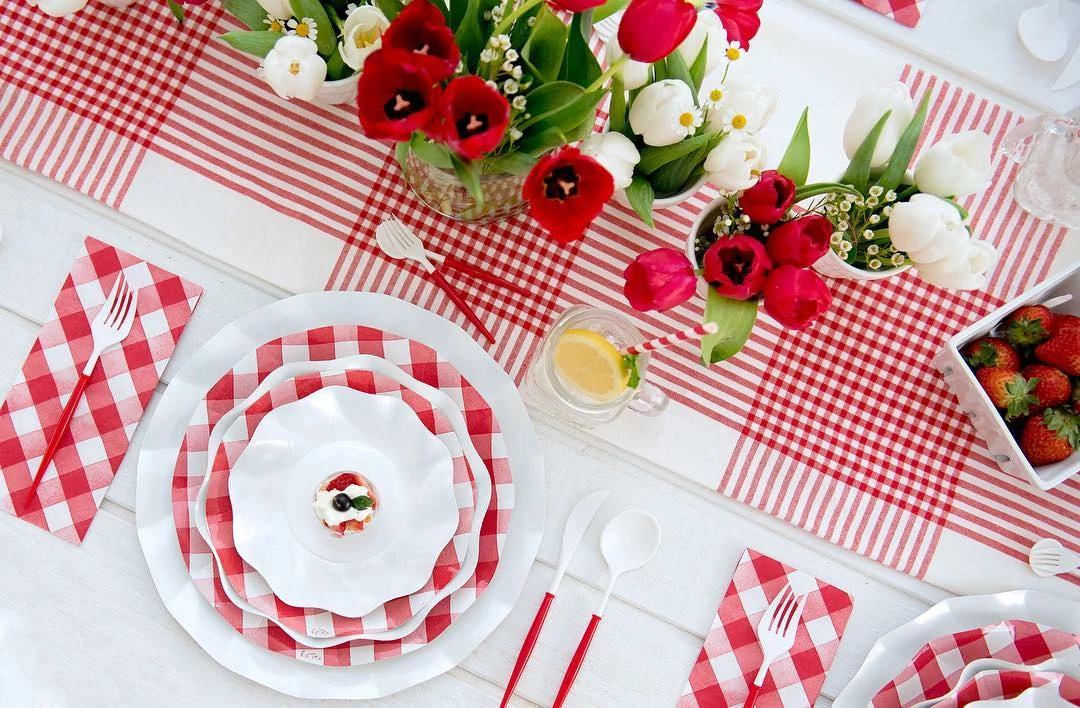 Ohitsperfect Red Gingham Wavy Salad Paper Plate Kids Birthday 5 Ohitsperfect Red Gingham Wavy Salad Paper Plate Kids Birthday