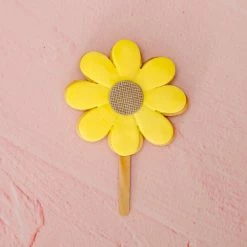Ohitsperfect Daisy Cookie Pops - Yellow Kids Birthday